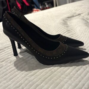 Louis Vuitton Black and Brown Heels